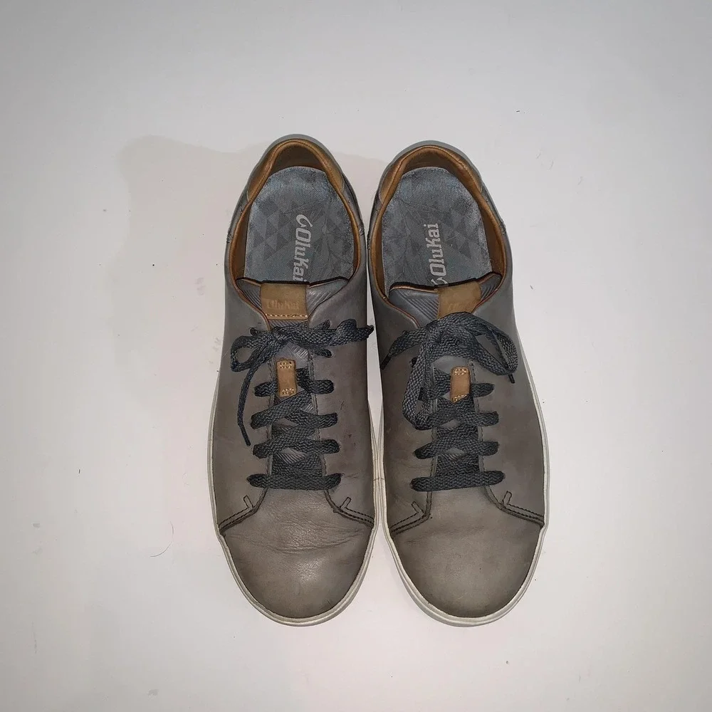 OluKai Lae'ahi Li 'Ili Shoes Mens Size 10.5 Gray Leather Lace Up Casual Sneakers